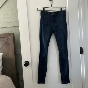 Hollister high rise jean leggings, size 1R